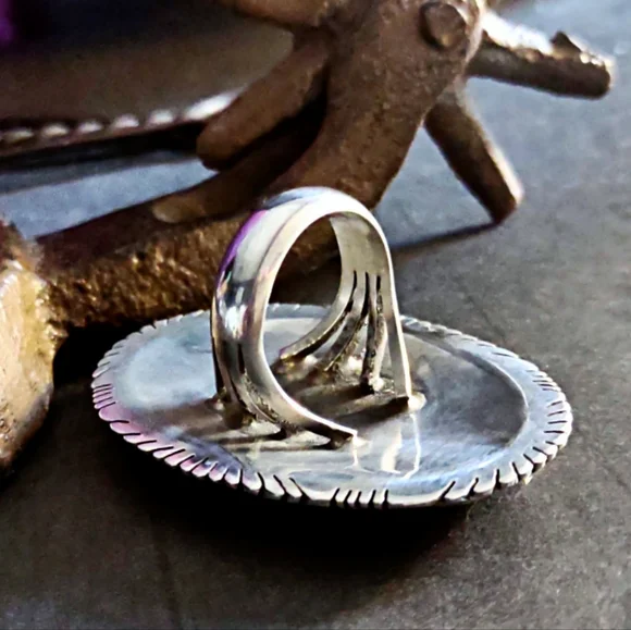 **"SOLD***Vintage Navajo Signed Turquoise Sterling Silver Ring - Picture 10 of 11